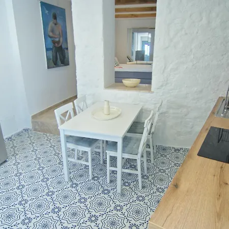 Casa Bianca سكوبيلوس تاون