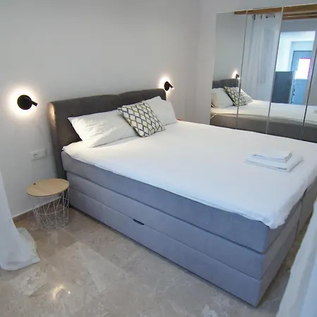 Casa Bianca Villa *